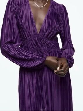 Zara Purple Long Sleeve Pleated V-Neck Dress
